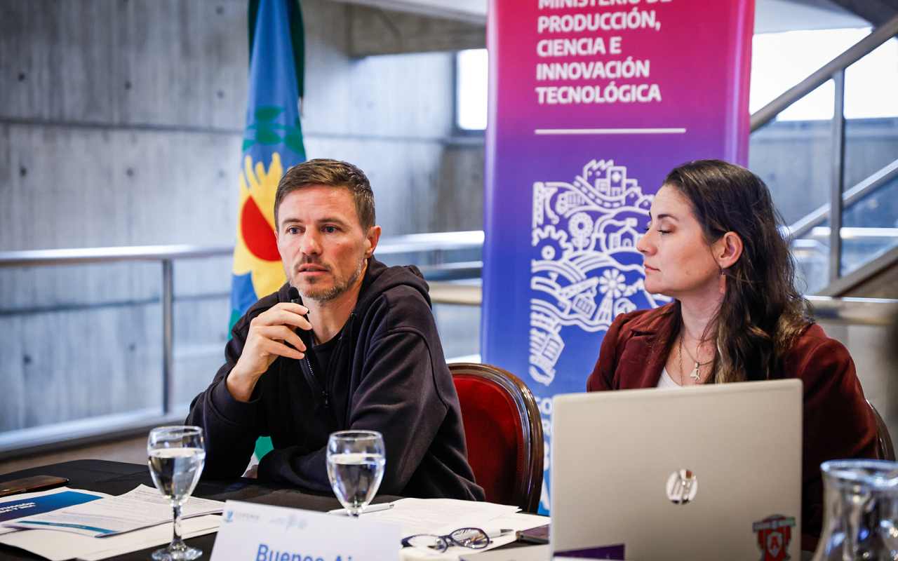 Augusto Costa participó en la Asamblea del Consejo Federal de Minería