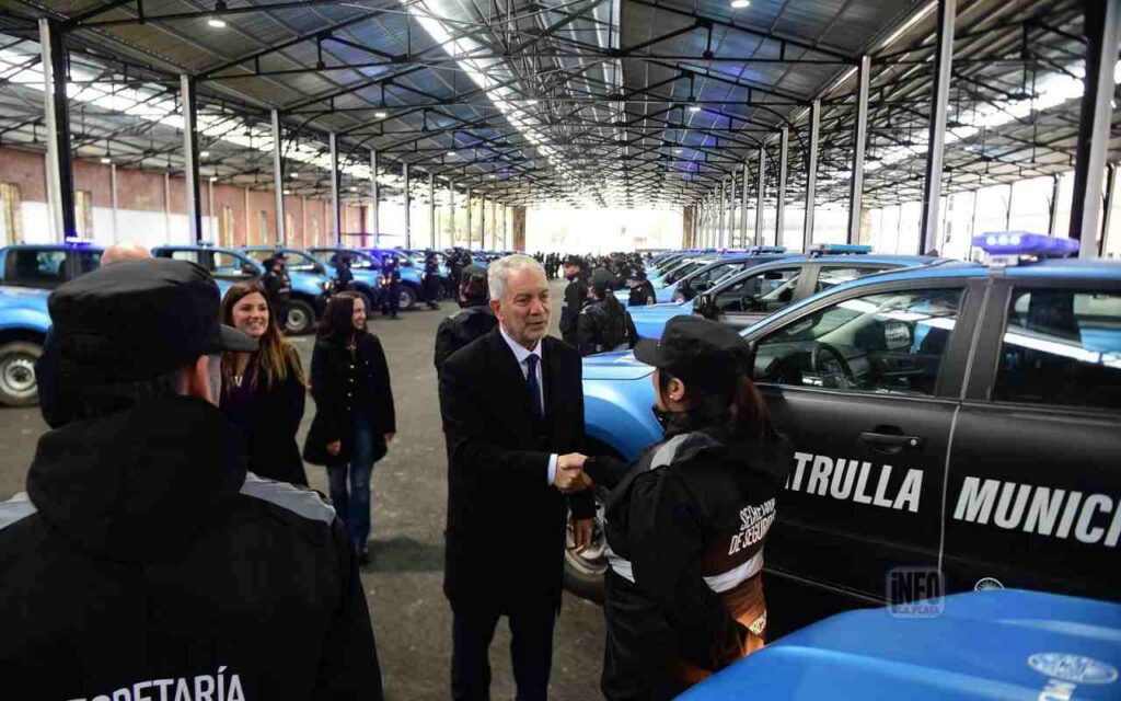 Alak sumó 80 nuevos agentes a la Guardia Urbana para reforzar la prevención en La Plata