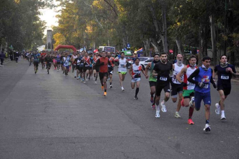 Más de 1.500 atletas participaron de una nueva edición de la Media Maratón «Tres Ciudades»