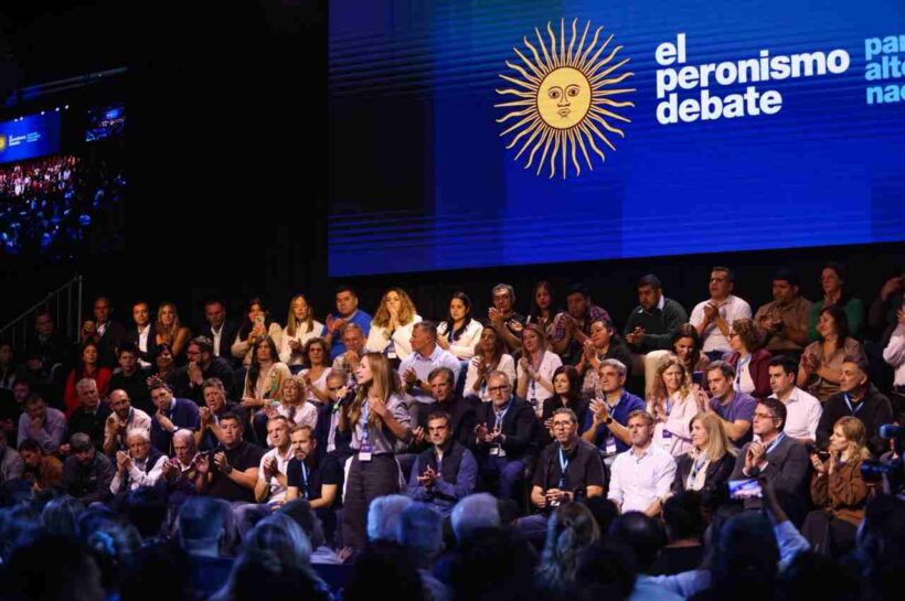 Se mueven las líneas del tiempo en el multiverso peronista