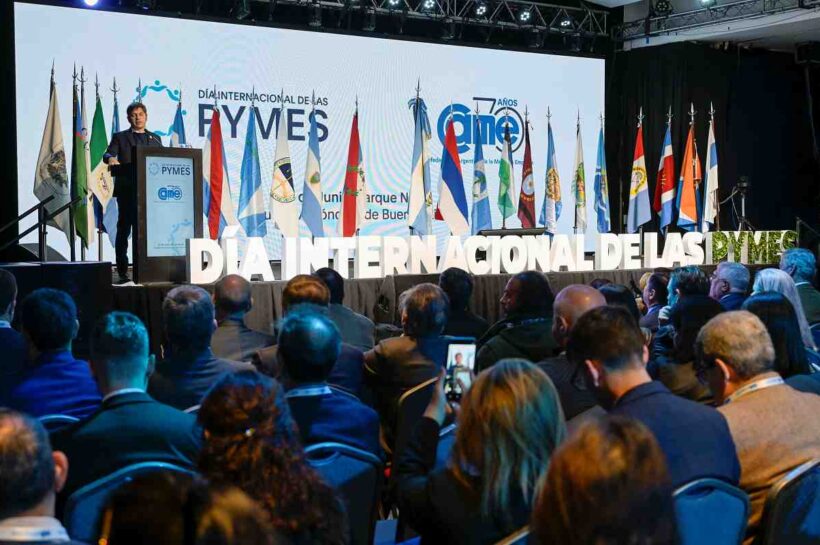 Kicillof: «La política económica del Gobierno nacional es incompatible con la industria y el desarrollo de las pymes locales»
