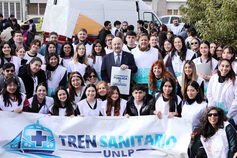 Se puso en marcha el Tren Sanitario de la Universidad Nacional de La Plata