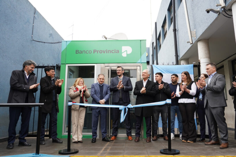 El Municipio y Banco Provincia suman infraestructura urbana en los barrios: nuevos cajeros y sede renovada
