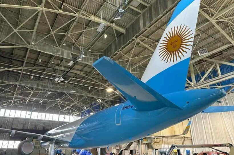 El Ministerio de Defensa contrató el servicio de mantenimiento programado de la aeronave presidencial ARG-01