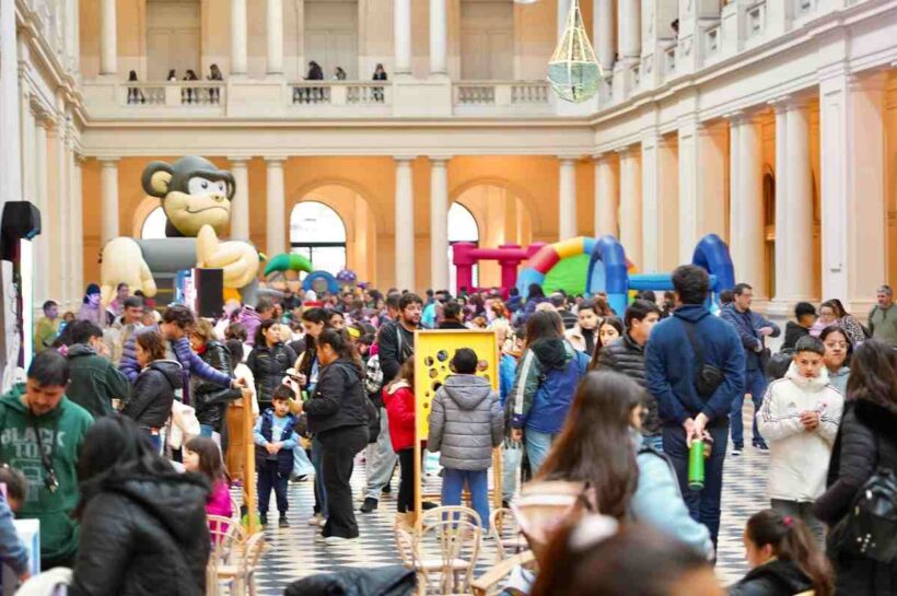 Teatro, cine, poesía, expediciones y juegos, algunas de las propuestas para este viernes