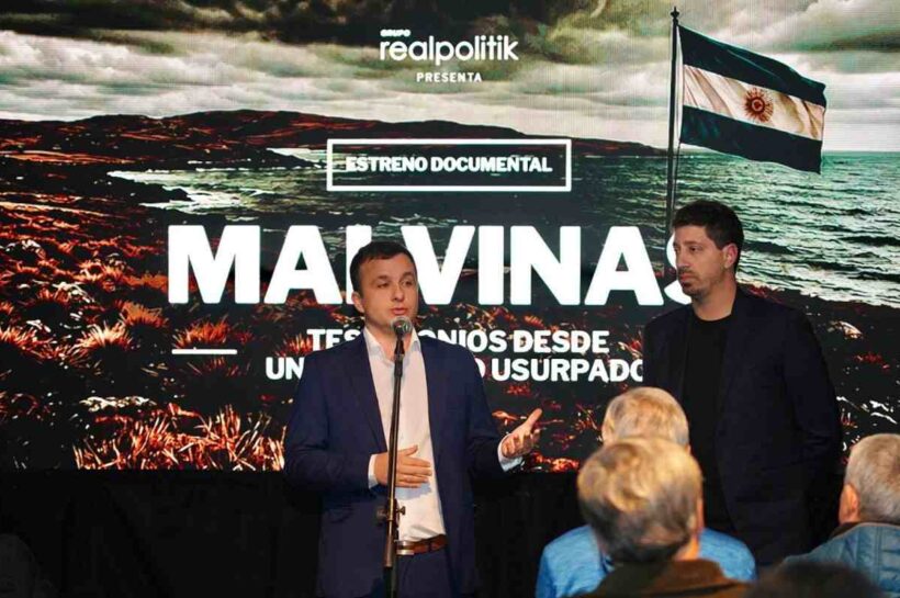 El Grupo Realpolitik presentó su documental sobre Malvinas y abrió un debate con veteranos