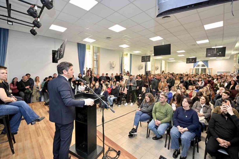Kicillof y Kreplak encabezaron la presentación del 2° Plan Provincial de Salud Mental